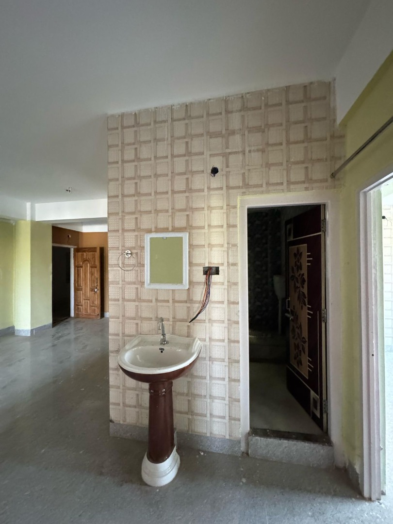 Semi Furnished 3bhk in Barsapara, Guwahati, Assam, India for Rent